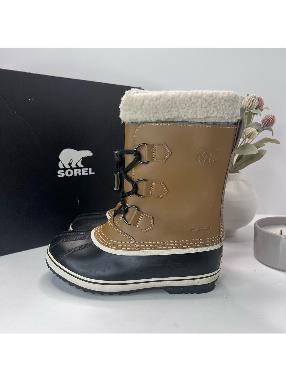 Sorel Yoot Pac TP Waterproof Boot Nylon Sherpa Black NY1963-013 Youth 5 Tried On